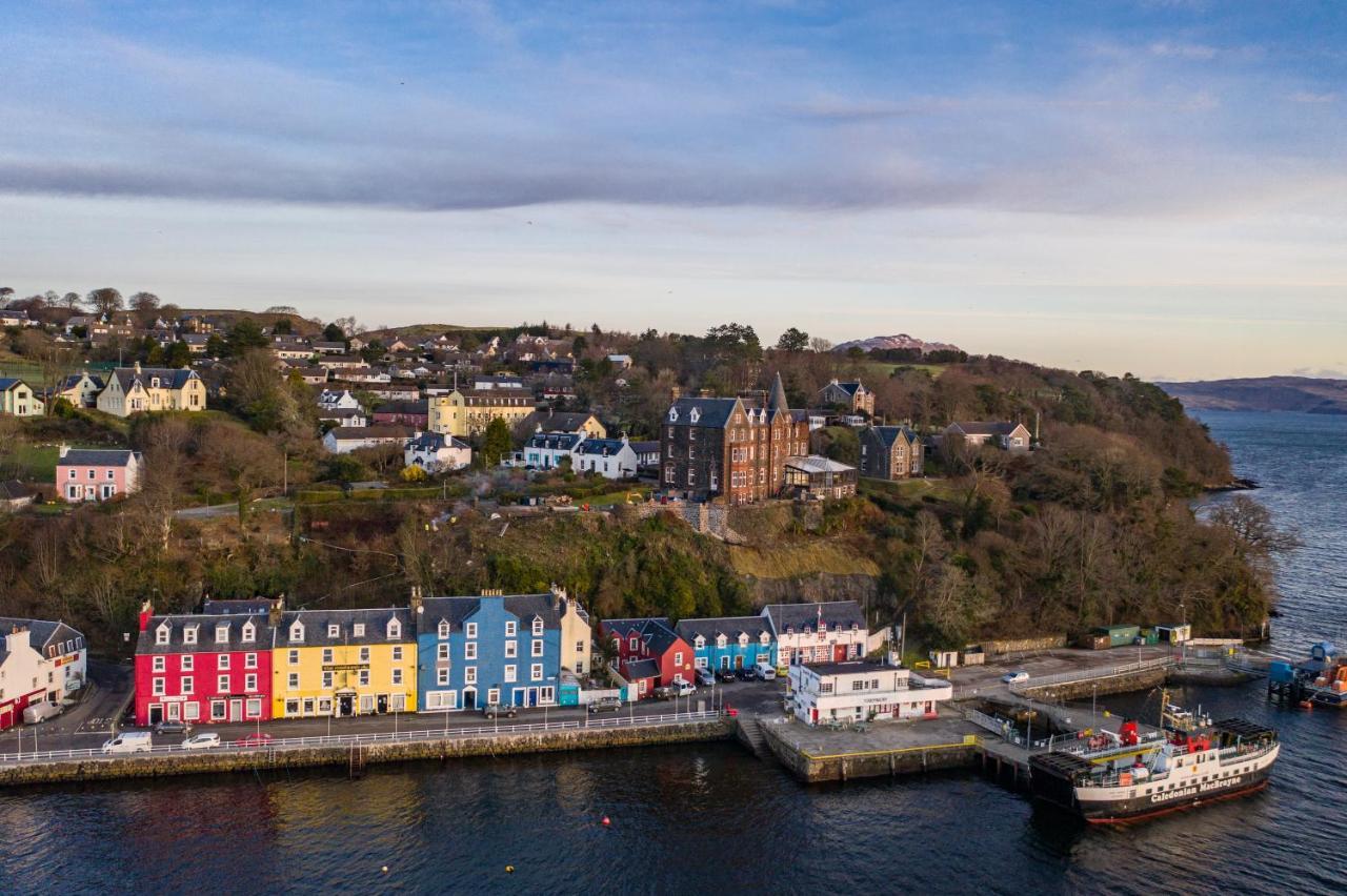 Western Isles Hotel Tobermory Exterior photo