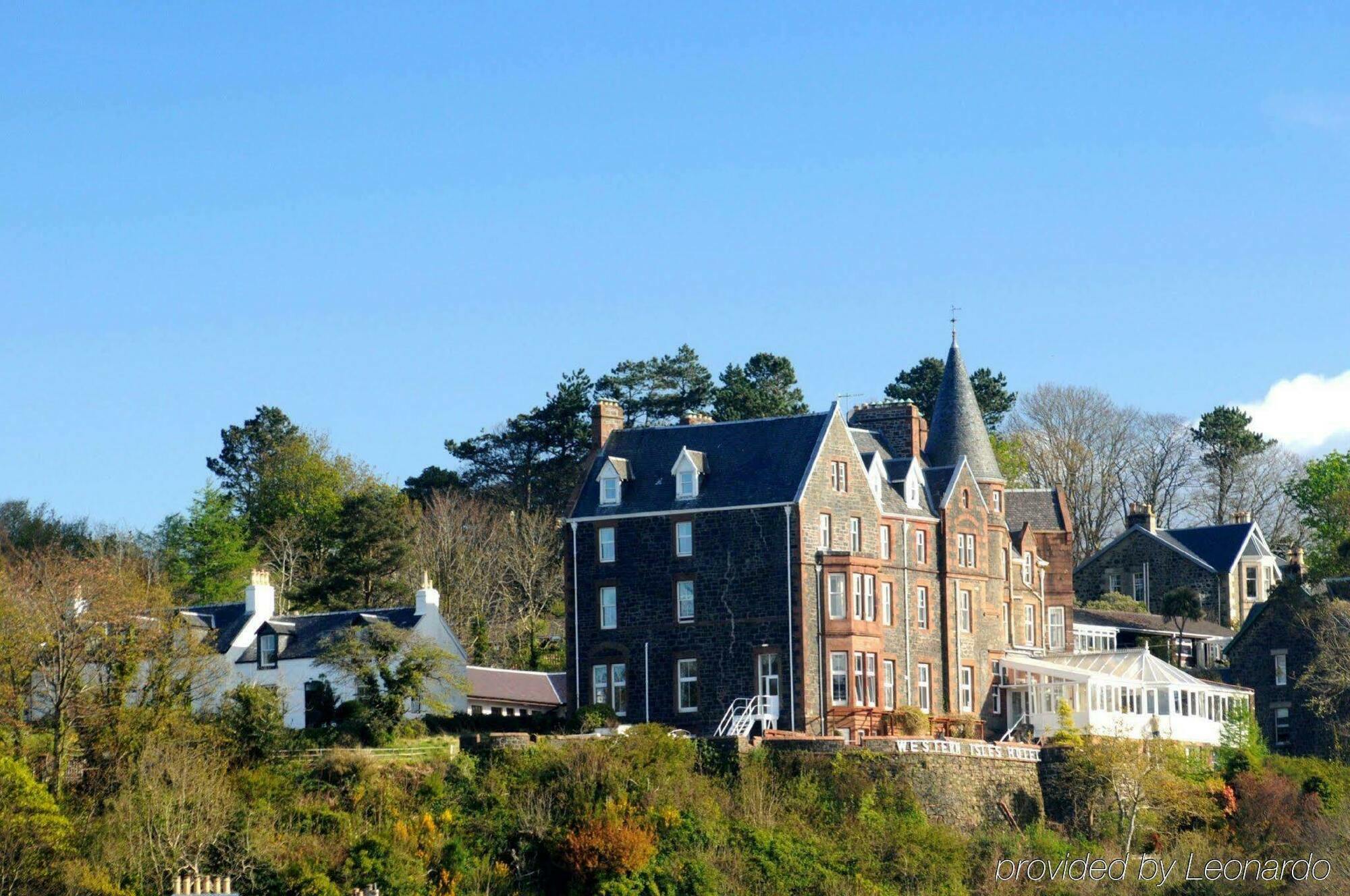 Western Isles Hotel Tobermory Exterior photo